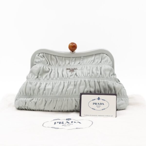 Frame Clutch Gaufre Leather Light Blue