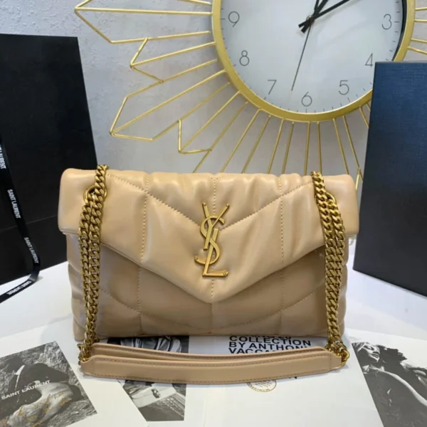 Lambskin bag Size:29x17x11cm Model:577476