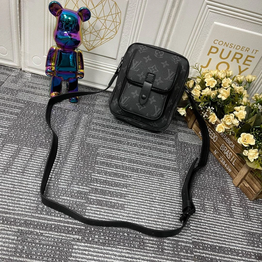 i90fa72a98b371775ad28c3bc16590ac8