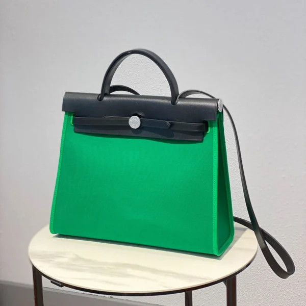 Canvas Bag Size: 31*15*10Cm