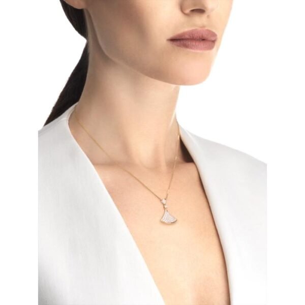 DIVAS’ DREAM Necklace