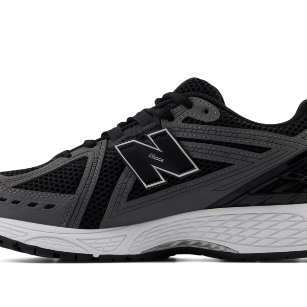 1906R "Black Team Red Castlerock" U1906RCB