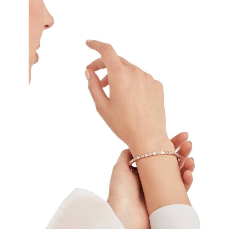 43f947f6cbad73e8f81b117e2abfe88c625fee09