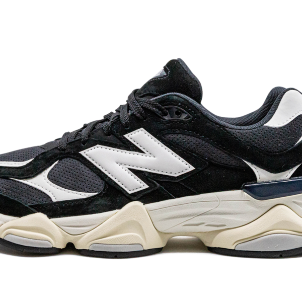 9060 "Black / White" U9060AAA