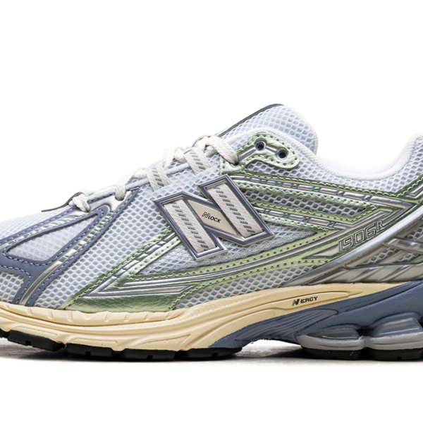 1906R "Metallic Green Blue" U1906RNE