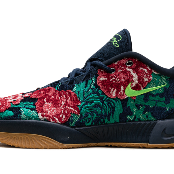 LeBron 21 "Grandma's Couch" FV7276 400