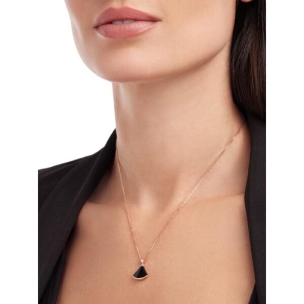 DIVAS’ DREAM Necklace