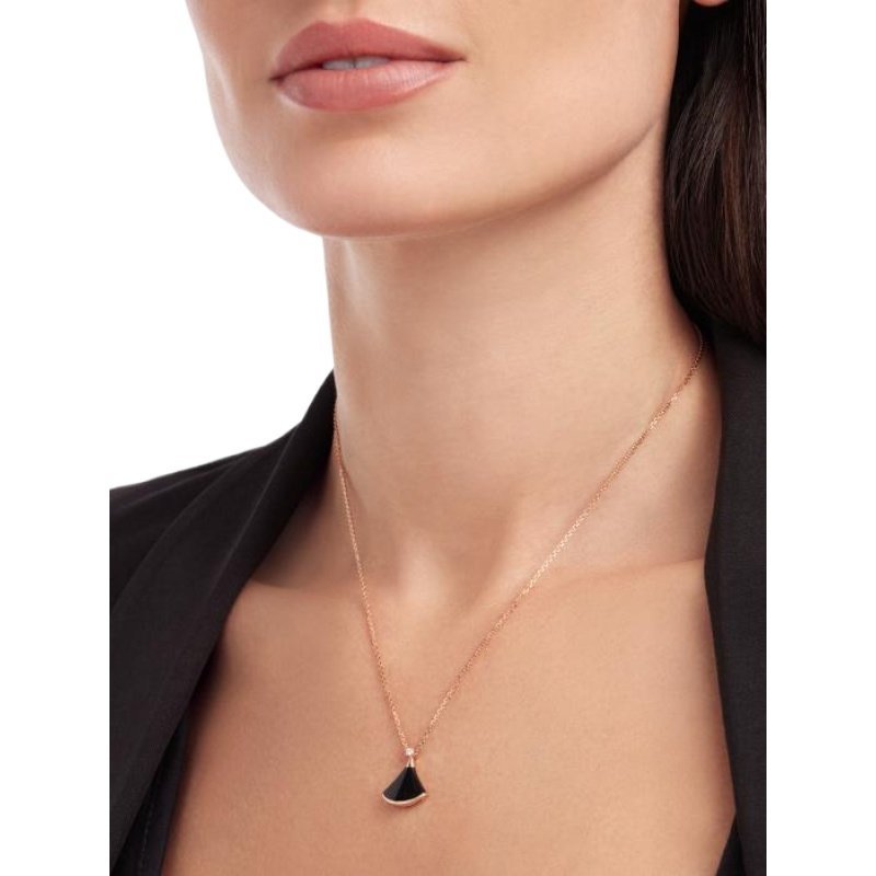 7cc8ddd51e13a76825034fce47a22d39597b3fc9