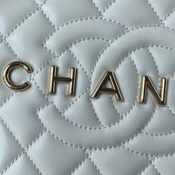Chanel 24C AS4579 Star Bag White Lambskin Light Gold Hardware