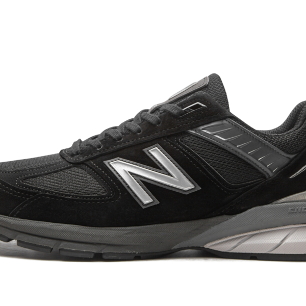 990 "BLACK/SILVER" M990BK5