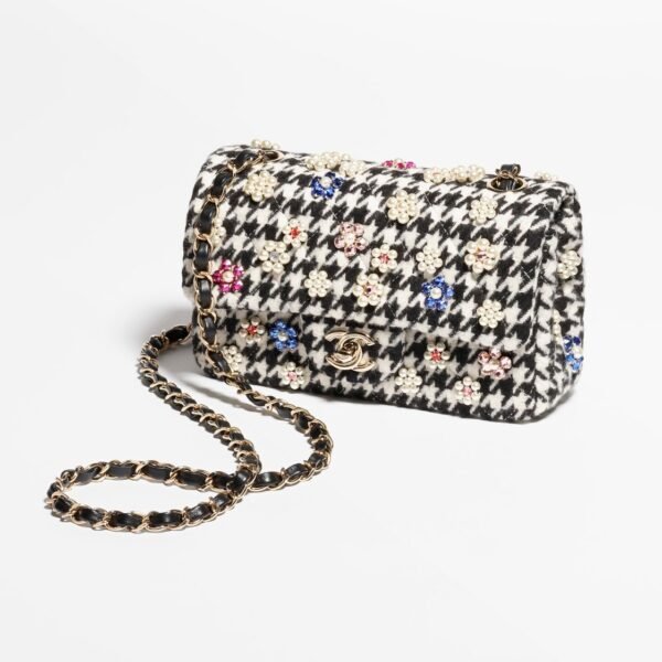 CHANEL MINI CLASSIC HANDBAG