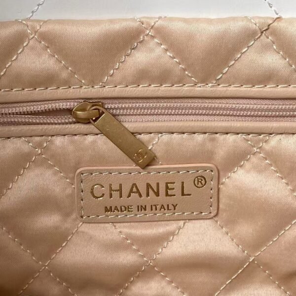 Chanel 22 Hobo Bag 24C AS4486 Gold Metallic White Shiny Calfskin New Edition Horizontal
