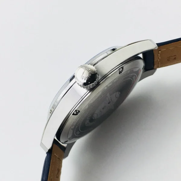 Longines Forerunner Watch Diameter: 40 mm Ident No.: 2824