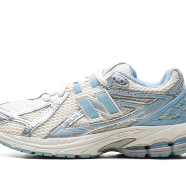 1906R GS "Silver Metallic Chrome Blue" GC1906EW