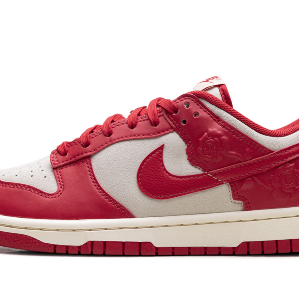 Dunk Low WMNS "Red Roses" HF1986 100