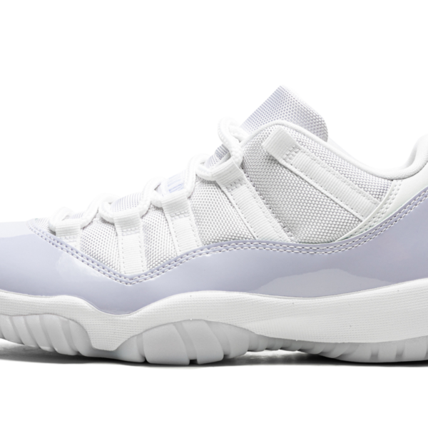 AIR JORDAN 11 LOW WMNS "Pure Violet" AH7860 101