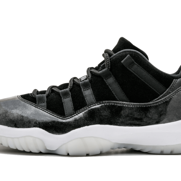 Air Jordan 11 Retro Low "Barons" 528895 010