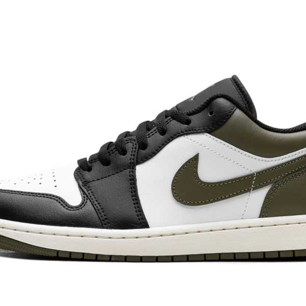 Air Jordan 1 Low "Black Toe Medium Olive" 553558 092